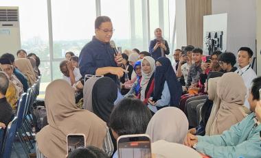 Anies Baswedan Ajak Bangsa Menjaga Esensi Pendidikan: Guru Tetap Menjadi Penuntun Nilai di Tengah Gelombang Revolusi AI