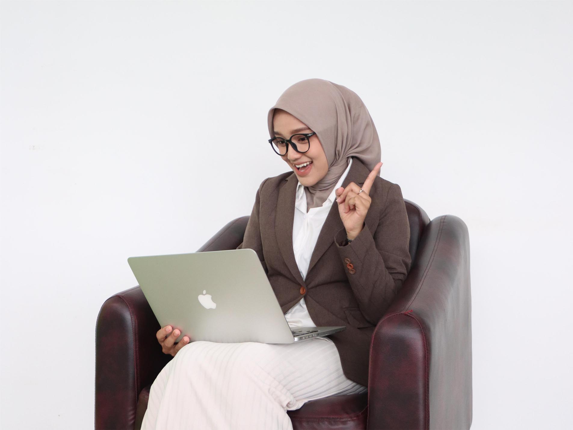 Ingin Kuliah S1 Perbankan Syariah Gratis Sampai Lulus dengan Beasiswa Rektor?