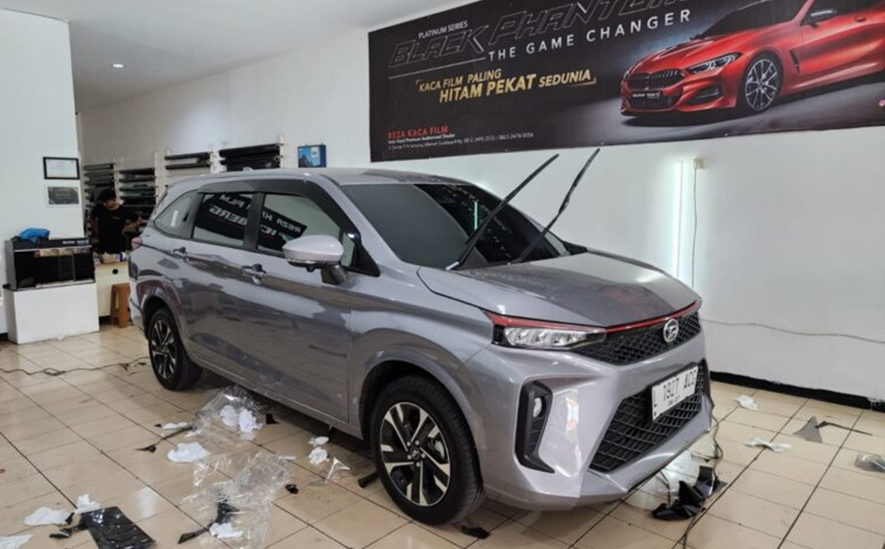 Mobil Terasa Sejuk dan Mewah? Banyak Orang Ternyata Pakai Solar Gard