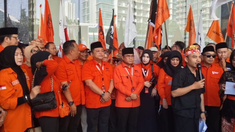 Partai Gerakan Rakyat Ambil Langkah Strategis dengan Pendaftaran ke Kemenkum, Sahrin Hamid Sampaikan Pesan Ini